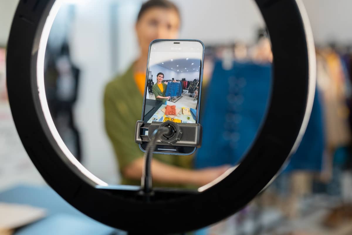 TikTok : revenus et tendances commerciales