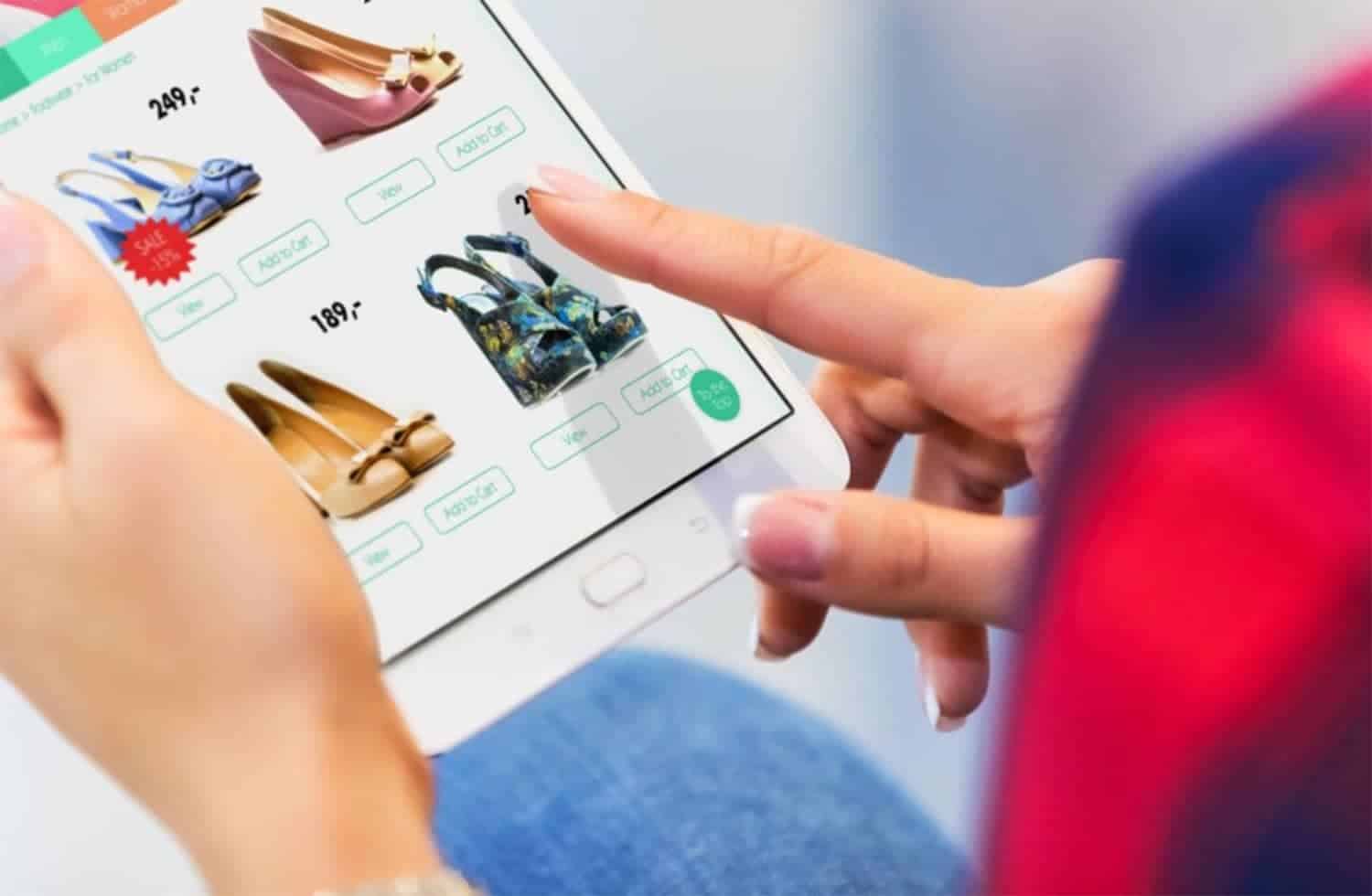 Cross-selling and upselling increase e-commerce sales